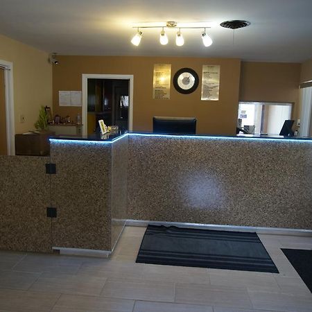 Budget Inn Malvern المظهر الخارجي الصورة