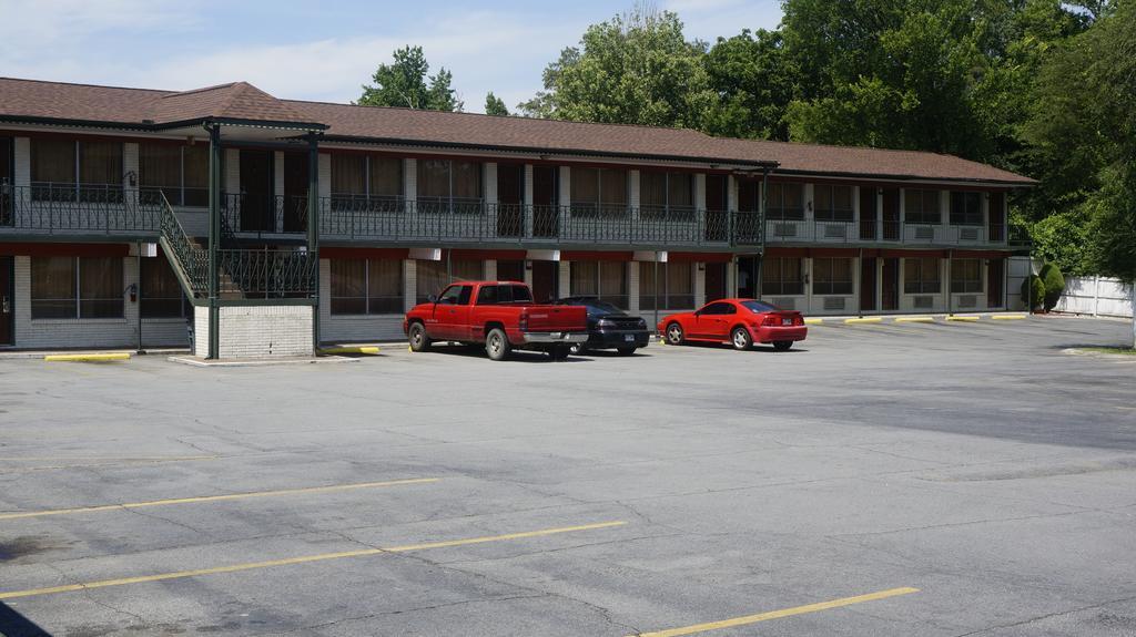 Budget Inn Malvern المظهر الخارجي الصورة
