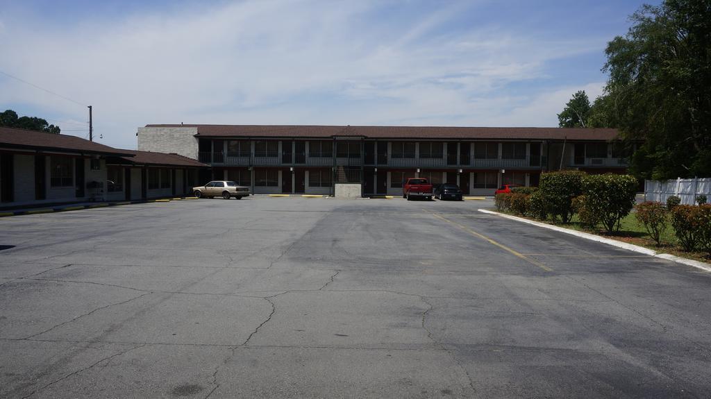 Budget Inn Malvern المظهر الخارجي الصورة